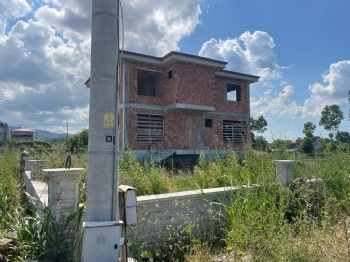 Bafirer'den 19 Mayıs Dereköyde Satılık Fırsat Villa ve Arsası